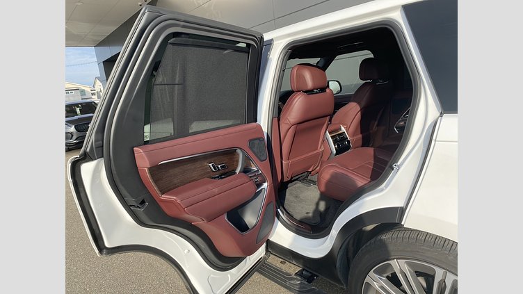 2023 認定中古車 Land Rover Range Rover オストゥーニパールホワイト P530 AWD（AT） スタンダードホイールベース AUTOBIOGRAPHY