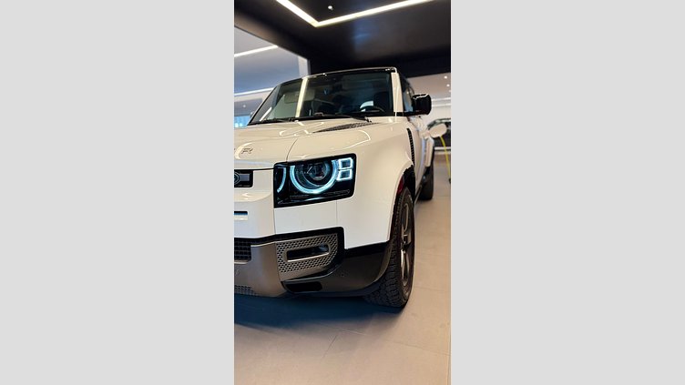 2024 Approved Land Rover Defender 110 Fuji White auto 2.0 PHEV X-Dynamic HSE 404PS