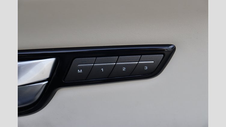 2016 認定中古車 Land Rover Range Rover Evoque Loire Blue 2.0 litre Si4 Petrol CONVERTIBLE HSE Dynamic