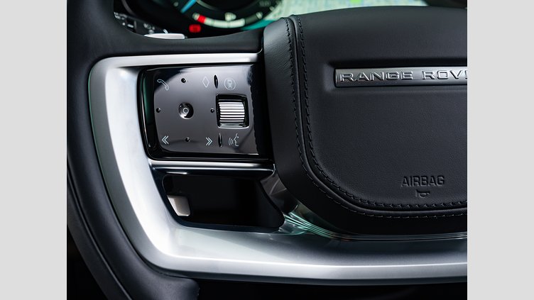2024 認定中古車 Land Rover Range Rover フジホワイト P550 AWD PHEV（AT） スタンダードホイールベース Autobiography