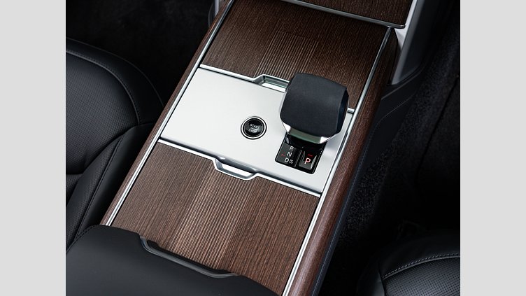 2024 認定中古車 Land Rover Range Rover フジホワイト P550 AWD PHEV（AT） スタンダードホイールベース Autobiography