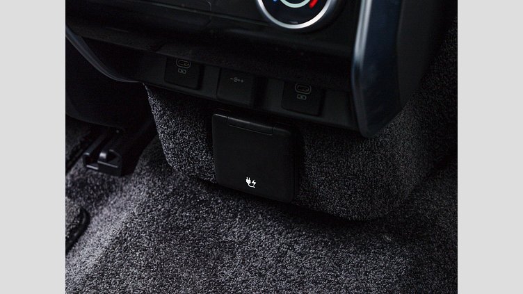 2024 認定中古車 Land Rover Range Rover フジホワイト P550 AWD PHEV（AT） スタンダードホイールベース Autobiography
