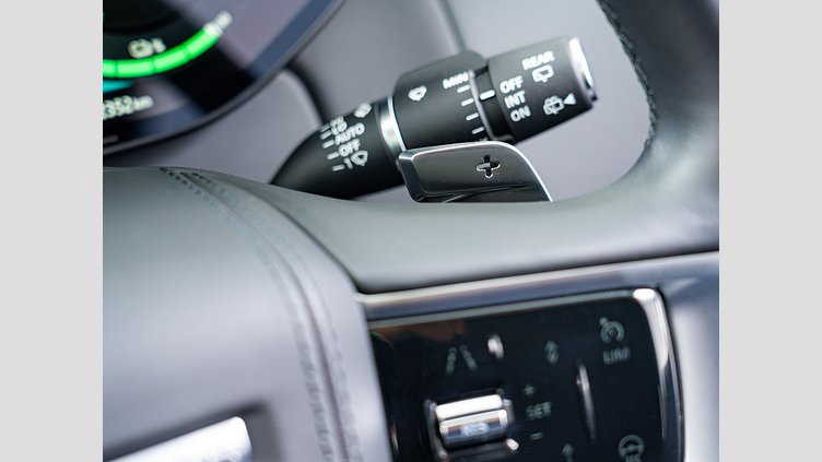 2024 認定中古車 Land Rover Range Rover フジホワイト P550 AWD PHEV（AT） スタンダードホイールベース Autobiography