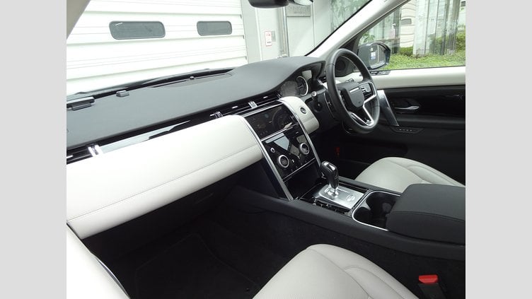 2023 認定中古車 Land Rover Discovery Sport カルパチアングレイ D200 AWD（オートマチック）MHEV スタンダードホイールベース SE