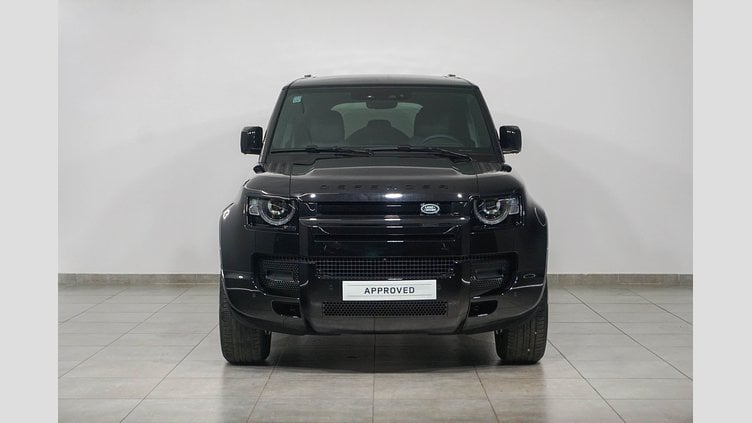 2024 Approved Land Rover Defender 110 Santorini crna 3.0 249PS AWD MHEV X-Dynamic SE