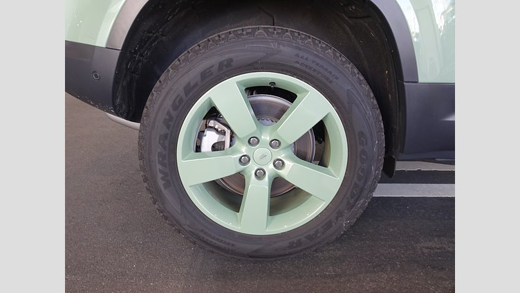 2023 認定中古車 Land Rover Defender 110 グラスミアグリーン D300 AWD（AT） 75TH LIMITED EDITION