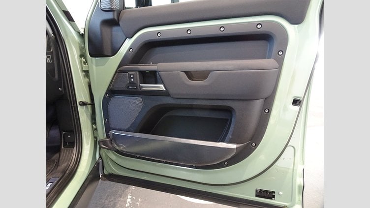 2023 認定中古車 Land Rover Defender 110 グラスミアグリーン D300 AWD（AT） 75TH LIMITED EDITION