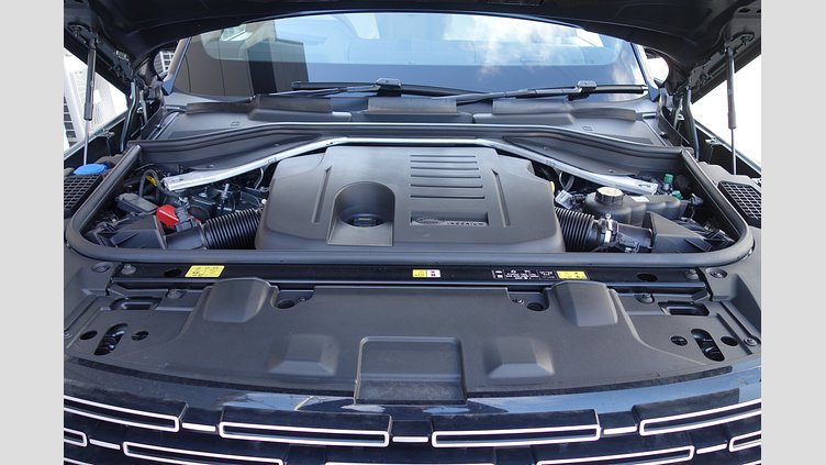 2024 認定中古車 Land Rover Range Rover ベルグレイヴィアグリーン P550 AWD PHEV（AT） スタンダードホイールベース Autobiography