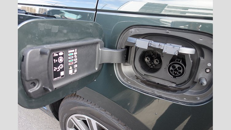 2024 認定中古車 Land Rover Range Rover ベルグレイヴィアグリーン P550 AWD PHEV（AT） スタンダードホイールベース Autobiography