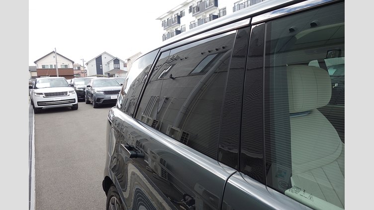2024 認定中古車 Land Rover Range Rover ベルグレイヴィアグリーン P550 AWD PHEV（AT） スタンダードホイールベース Autobiography