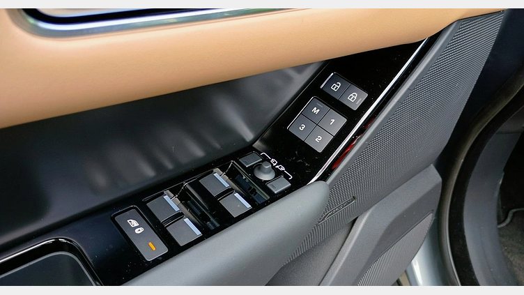 2024 Używany Land Rover Range Rover Velar Zadar Grey D300 Diesel MHEV Dynamic HSE