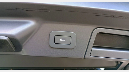 Range Rover Velar 35