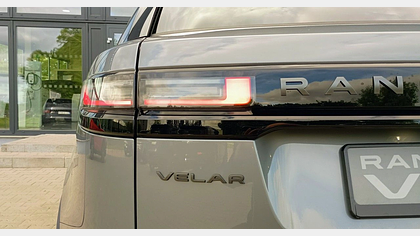 Range Rover Velar 9