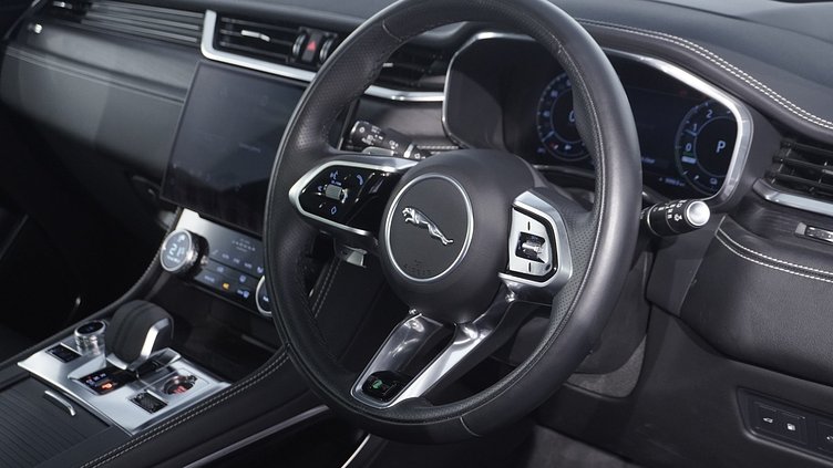 2022 Approved Jaguar F-Pace WHITE P400e R-Dynamic HSE