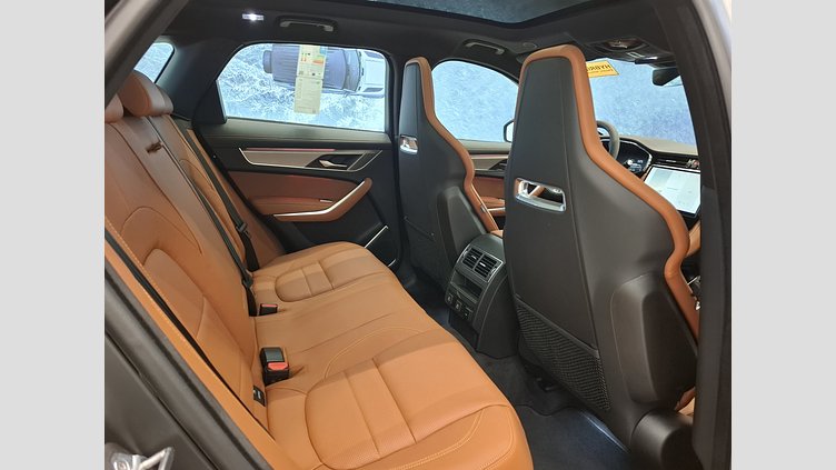 2025 Approved Jaguar F-Pace EIGER GREY P400E SE P400E R-DYNAMIC
