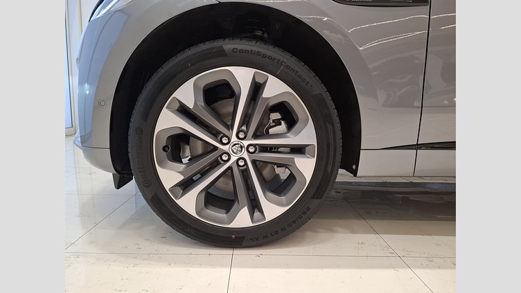 2025 Approved Jaguar F-Pace EIGER GREY P400E SE P400E R-DYNAMIC