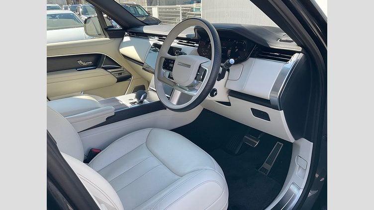 2024 認定中古車 Land Rover Range Rover カルパチアングレイ D300 AWD MHEV（AT） スタンダードホイールベース Autobiography