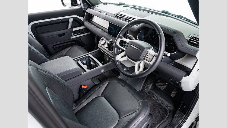2023 認定中古車 Land Rover Defender 110 フジホワイト D300 AWD（AT） X-DYNAMIC SE