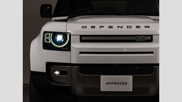 2023 認定中古車 Land Rover Defender 110 フジホワイト D300 AWD（AT） X-DYNAMIC SE