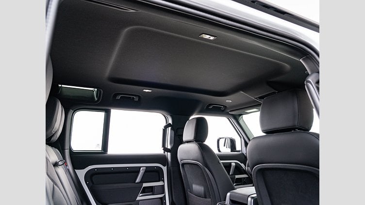 2023 認定中古車 Land Rover Defender 110 フジホワイト D300 AWD（AT） X-DYNAMIC SE