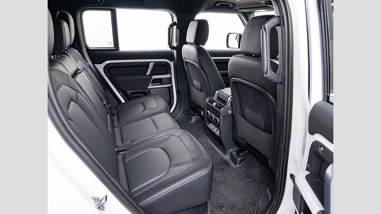 2023 認定中古車 Land Rover Defender 110 フジホワイト D300 AWD（AT） X-DYNAMIC SE
