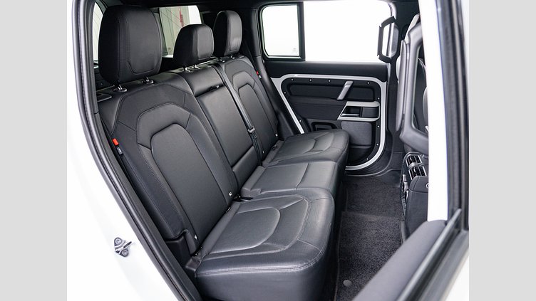 2023 認定中古車 Land Rover Defender 110 フジホワイト D300 AWD（AT） X-DYNAMIC SE