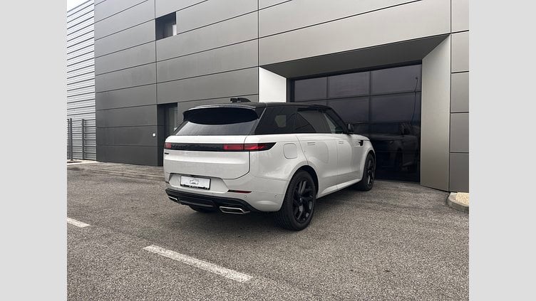 2024 SKLADOVÉ VOZIDLÁ Land Rover Range Rover Sport Borasco Grey P460e Dynamic SE 