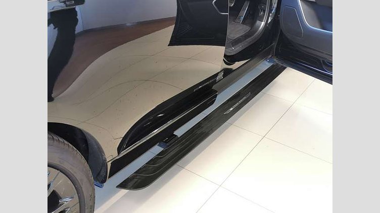 2023 認定中古車 Land Rover Range Rover サントリーニブラック P530 AWD（AT） ロングホイールベース SE