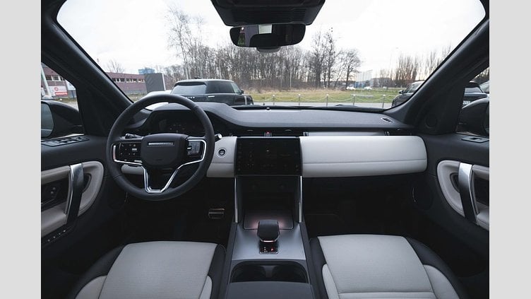 2025 Używany Land Rover Discovery Sport Santorini Black D200 Diesel MHEV Standardowy rozstaw osi Dynamic SE
