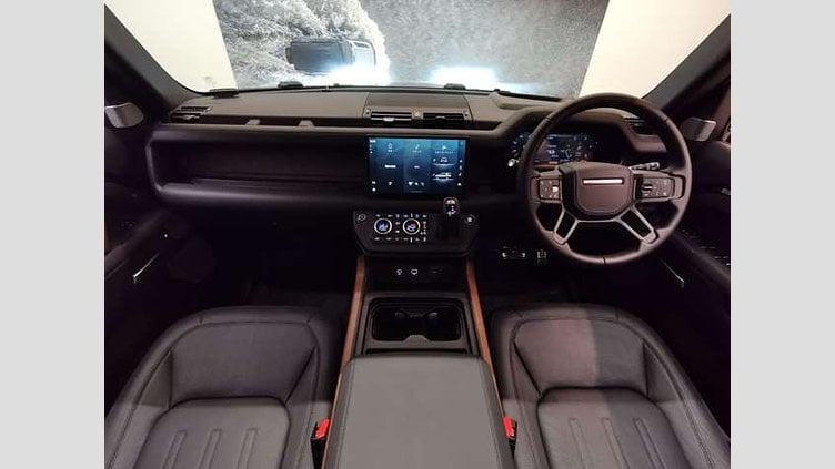 2023 認定中古車 Land Rover Defender 130 サントリーニブラック D300 AWD AUTOMATIC MHEV X