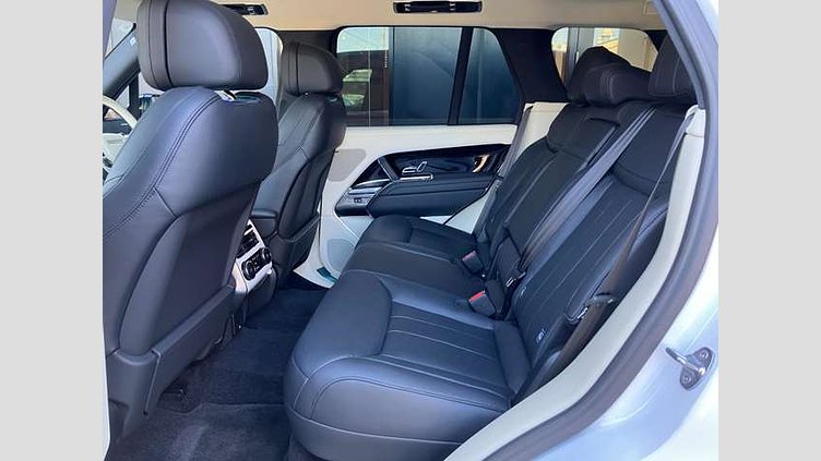 2023 認定中古車 Land Rover Range Rover オストゥーニパールホワイト P530 AWD（AT） スタンダードホイールベース HSE