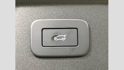 Range Rover Velar 18