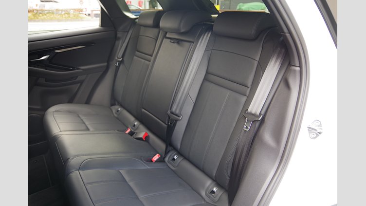 2024 認定中古車 Land Rover Range Rover Evoque オストゥーニパールホワイト D200マイルドハイブリッド（ディーゼル） スタンダードホイールベース S