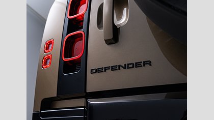 Defender 90 52