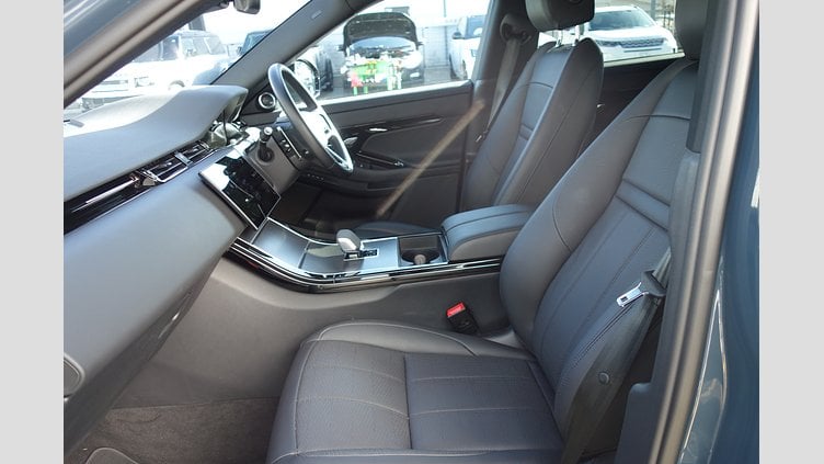 2024 認定中古車 Land Rover Range Rover Evoque トライベッカブルー P250（ガソリン） スタンダードホイールベース DYNAMIC HSE