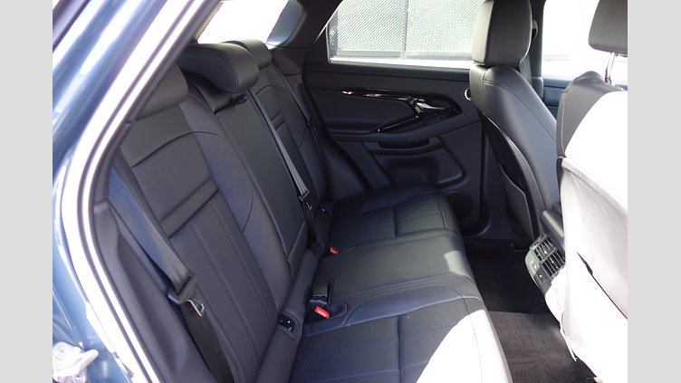 2024 認定中古車 Land Rover Range Rover Evoque トライベッカブルー P250（ガソリン） スタンダードホイールベース DYNAMIC HSE
