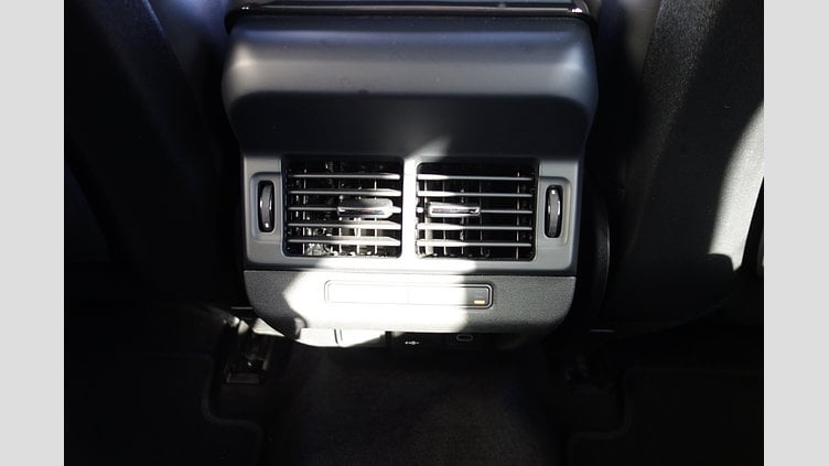 2024 認定中古車 Land Rover Range Rover Evoque トライベッカブルー P250（ガソリン） スタンダードホイールベース DYNAMIC HSE