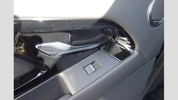 2024 認定中古車 Land Rover Range Rover Evoque トライベッカブルー P250（ガソリン） スタンダードホイールベース DYNAMIC HSE