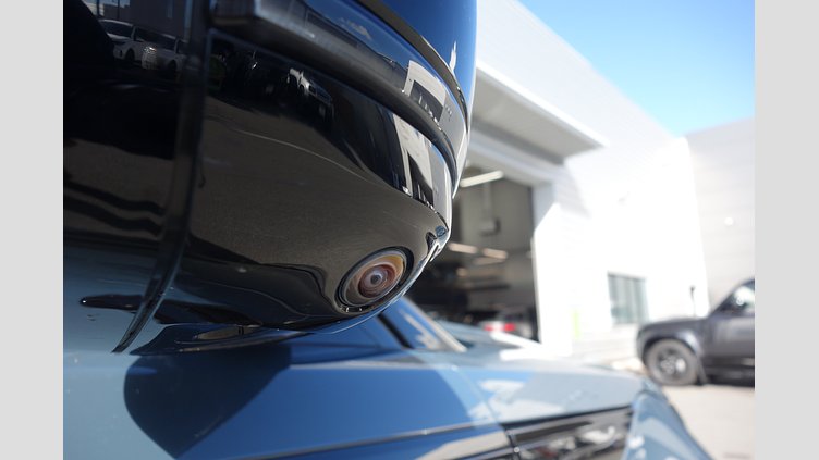 2024 認定中古車 Land Rover Range Rover Evoque トライベッカブルー P250（ガソリン） スタンダードホイールベース DYNAMIC HSE