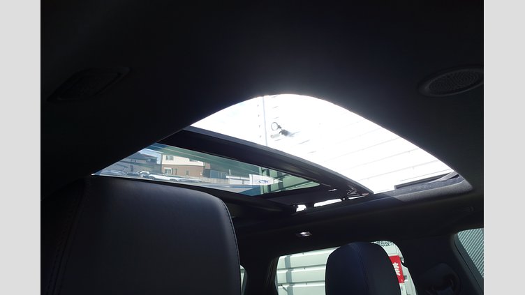 2024 認定中古車 Land Rover Range Rover Evoque トライベッカブルー P250（ガソリン） スタンダードホイールベース DYNAMIC HSE