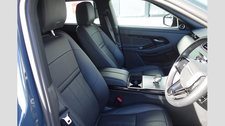 2024 認定中古車 Land Rover Range Rover Evoque トライベッカブルー P250（ガソリン） スタンダードホイールベース DYNAMIC HSE