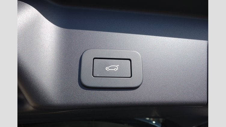 2024 認定中古車 Land Rover Range Rover Evoque トライベッカブルー P250（ガソリン） スタンダードホイールベース DYNAMIC HSE