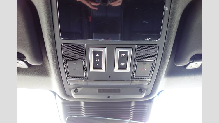2024 認定中古車 Land Rover Range Rover Evoque トライベッカブルー P250（ガソリン） スタンダードホイールベース DYNAMIC HSE