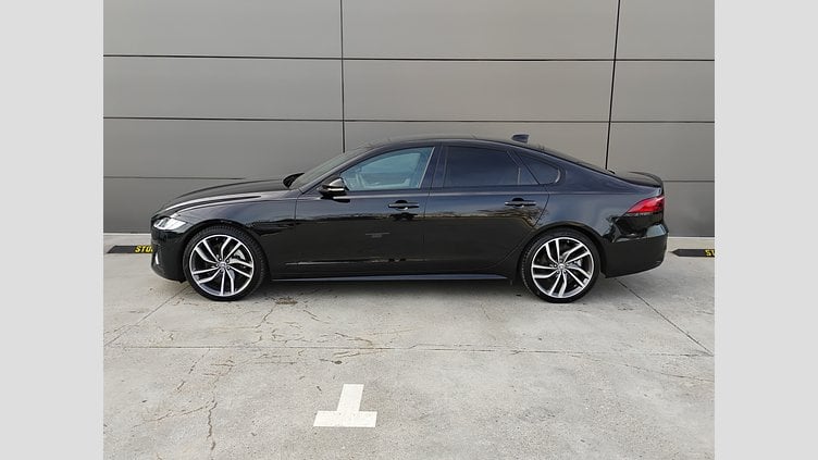 2024 Używany Jaguar XF Santorini Black D200 RWD AUTOMAT MHEV SEDAN SALOON R-DYNAMIC HSE