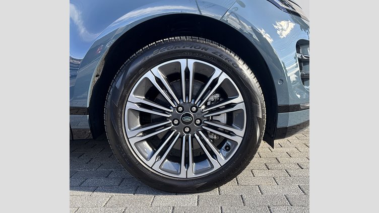 2024 認定中古車 Land Rover Range Rover Evoque トライベッカブルー P250（ガソリン） スタンダードホイールベース DYNAMIC HSE