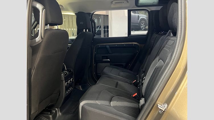 2021 認定中古車 Land Rover Defender 110 ゴンドワナストーン P300 AWD（AT） 110
