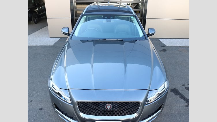 2018 認定中古車 Jaguar XF Corris Grey RWD XF Sportbrake 2.0Petrol 250PS RWD Prestige 250PS