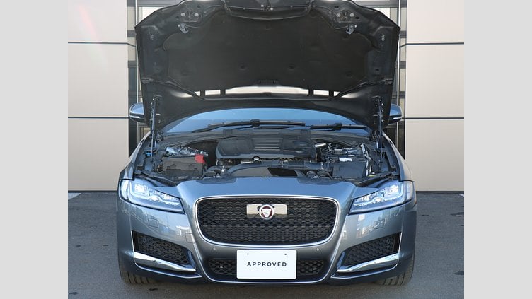 2018 認定中古車 Jaguar XF Corris Grey RWD XF Sportbrake 2.0Petrol 250PS RWD Prestige 250PS