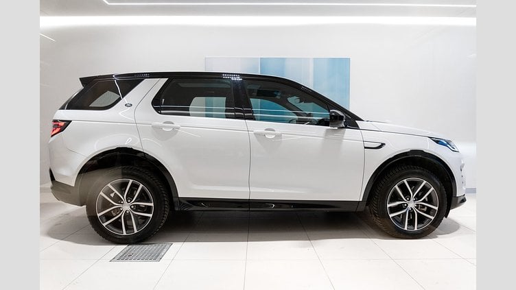 2024 Apstiprināts Land Rover Discovery Sport Fuji White D165 Diesel Mild Hybrid Standard Wheelbase Dynamic SE