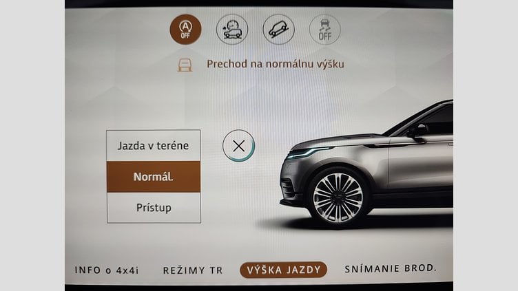 2024 Approved/Jazdené Land Rover Range Rover Velar Santorini Black 4x4 3.0i I6 P400 MHEV Dynamic HSE AWD A/T